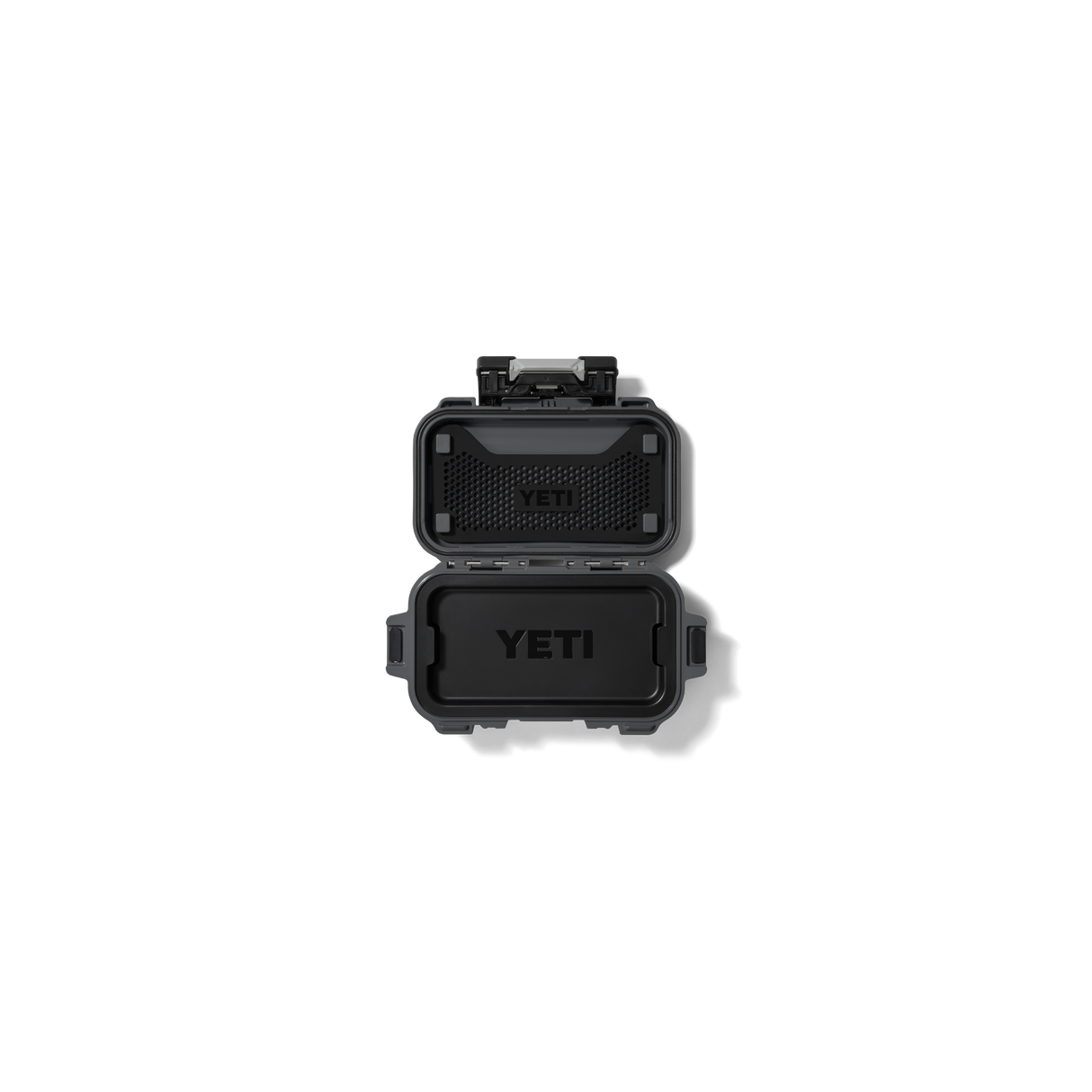 Detailing1 YETI LoadOut GoBox 1 Charcoal — Tray von oben