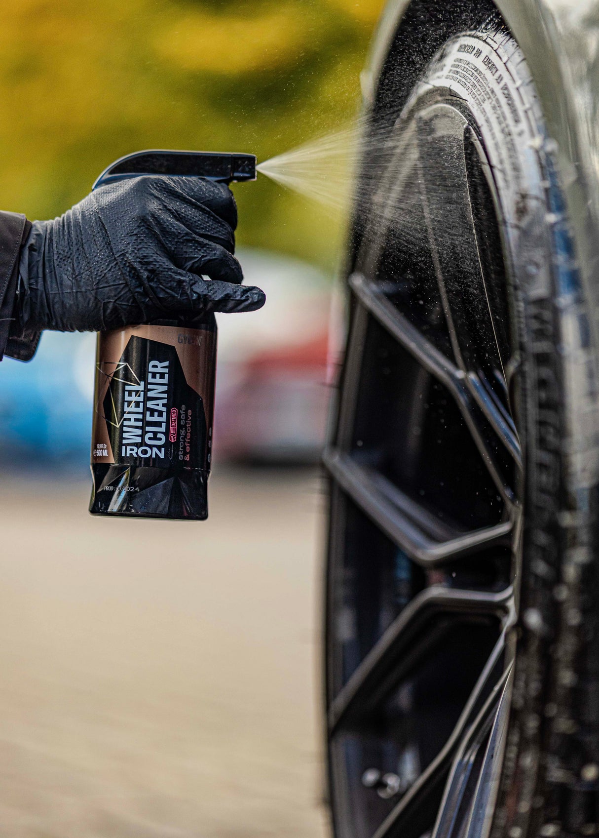 Q²M Iron WheelCleaner (REDEFINED) Wheel Cleaner