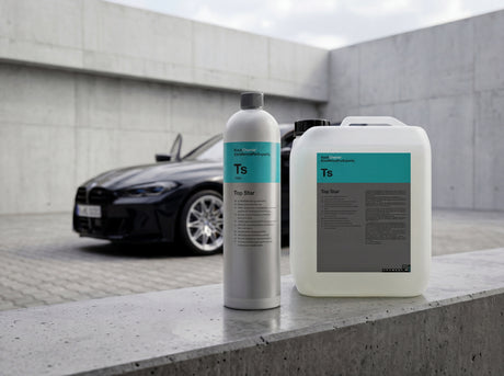 Koch-Chemie Top Star Ts Varianten 1000ml Flasche und 10L Kanister auf Betonmauer im Größenvergleich